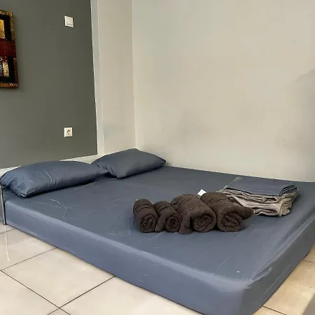 Budget Private In The Center * Athens